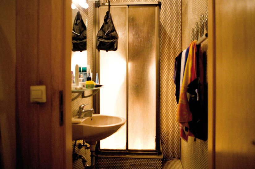 alex fischer, fotograf, darmstadt, vordiplom, duschvorhang, badezimmer, duschen